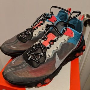 Nike React Element 87